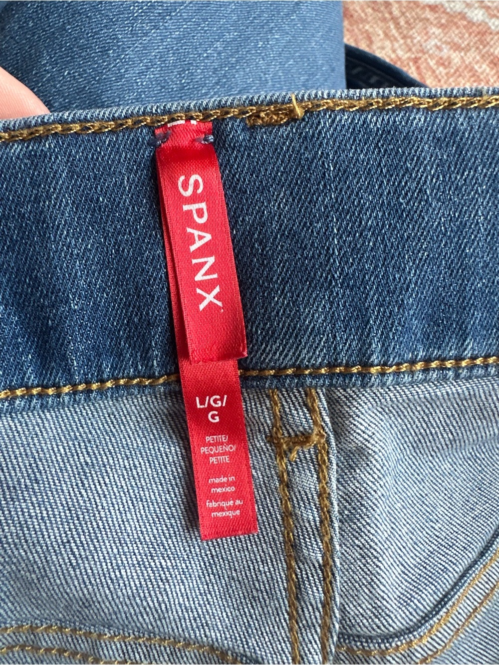SPANXshape EveryWear Pull-On Flare Jeans vintage indigo 20456Q Large Petite - Picture 4 of 9